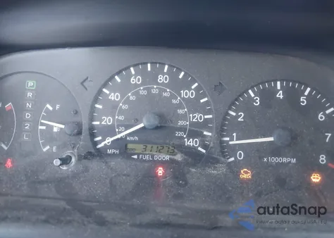 2000 Toyota Camry Ce/Le/Xle from USA, damaged, VIN 4T1BG28K0YU626427